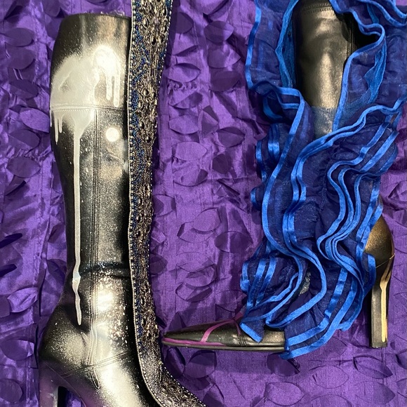 New BLUE RUFFLE - Picture 2 of 9